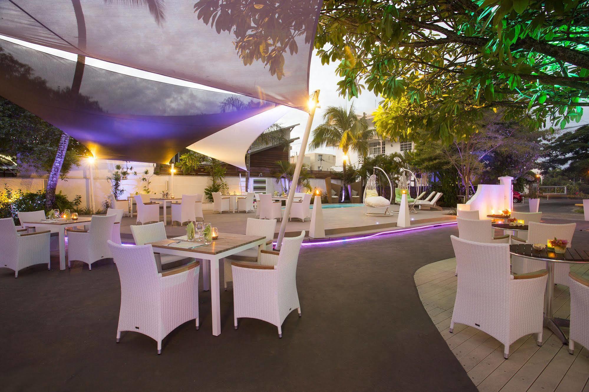 Esprit Libre restaurante&pensión Grand Baie Exterior foto
